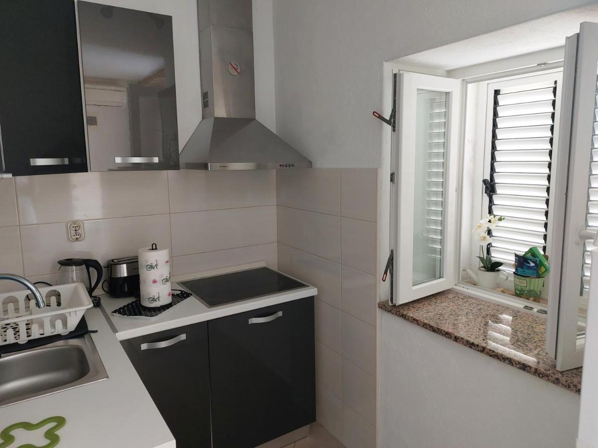Studio Apartment Klaric Vis Kültér fotó