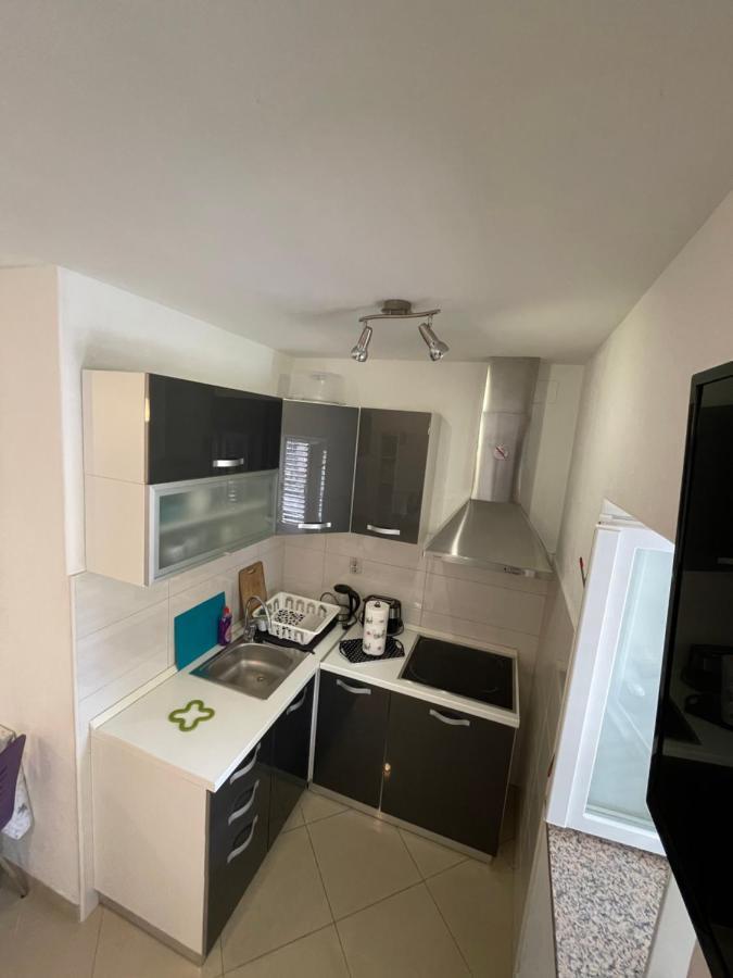 Studio Apartment Klaric Vis Kültér fotó